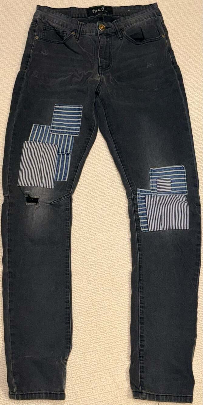 Rue 21 Skinny Arc Supreme Flex Jeans Size 32/34 Dark Wash Distressed Patchwork